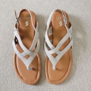 Franco Sarto Gretchen Vapor Grey Suede Strappy Thong Sandals - Size 9